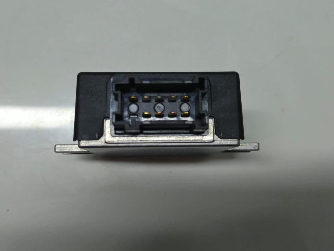5A25FC9-2018-2023 BMW G26 RHD Fuel Pump Control Module OEM