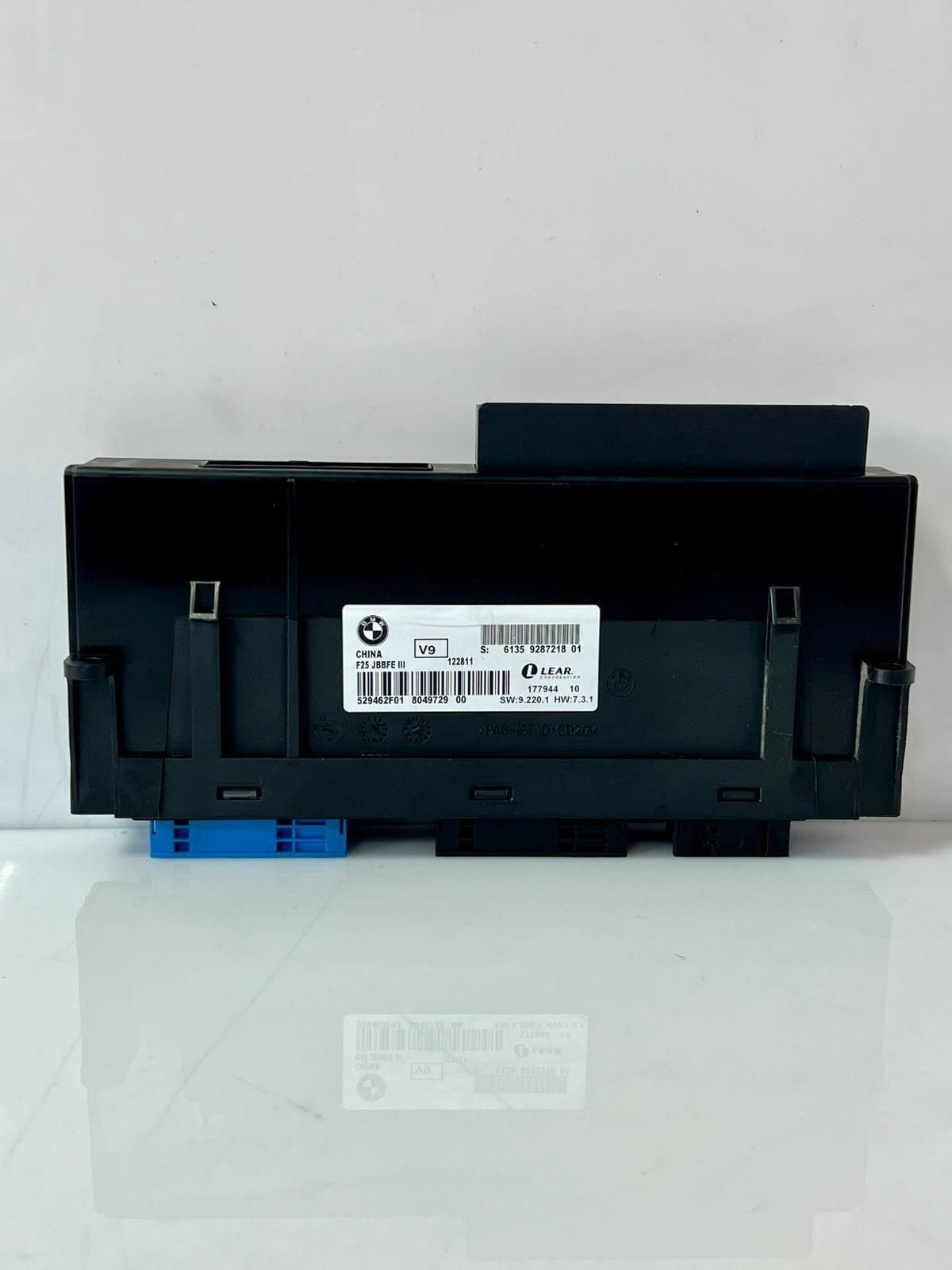 BMW X3 F25 Body Control Module ECU Junction Box JBBFE III V9 9286129