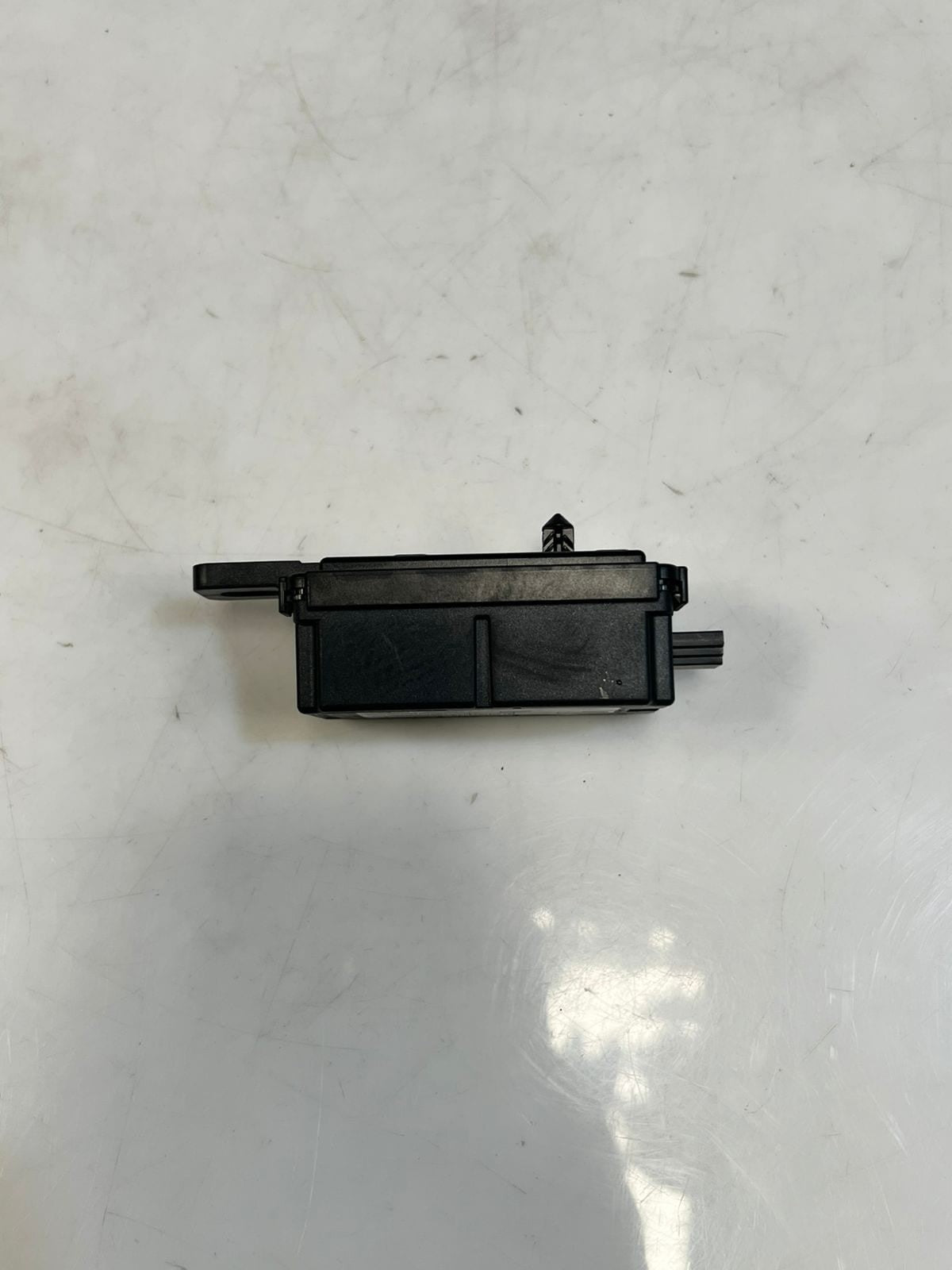 2017 BMW X1 F30 F32 328i RADIO Remote Control Receiver Module 9319081 OEM