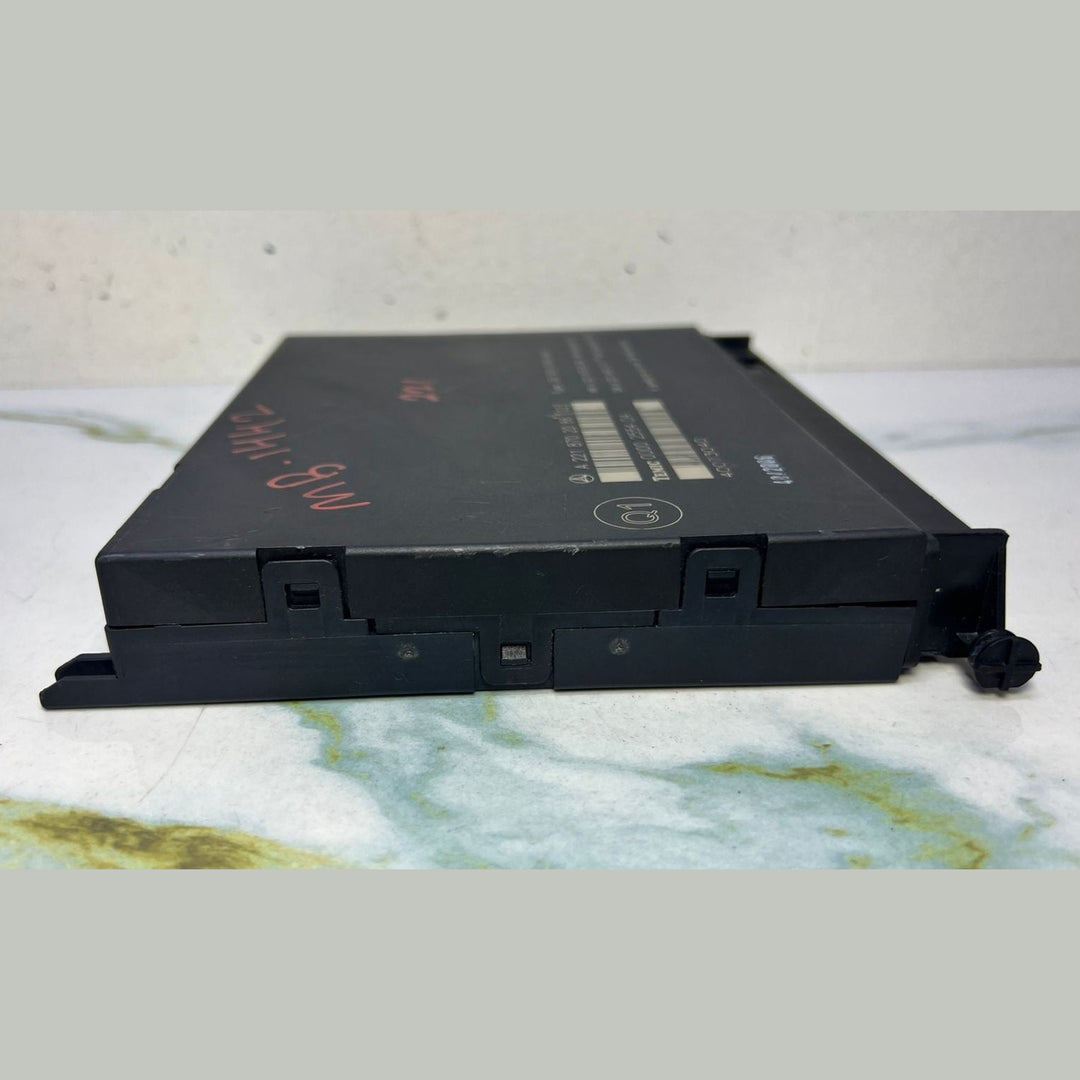 2007-2013 Mercedes-Benz S600 W221 Rear Seat Control Module A221 8702086 OEM