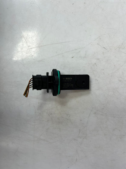 2010-2013 BMW 550i, 650i, 750i, and X6 4.4L Mass Air Flow Sensor 7566990 OEM