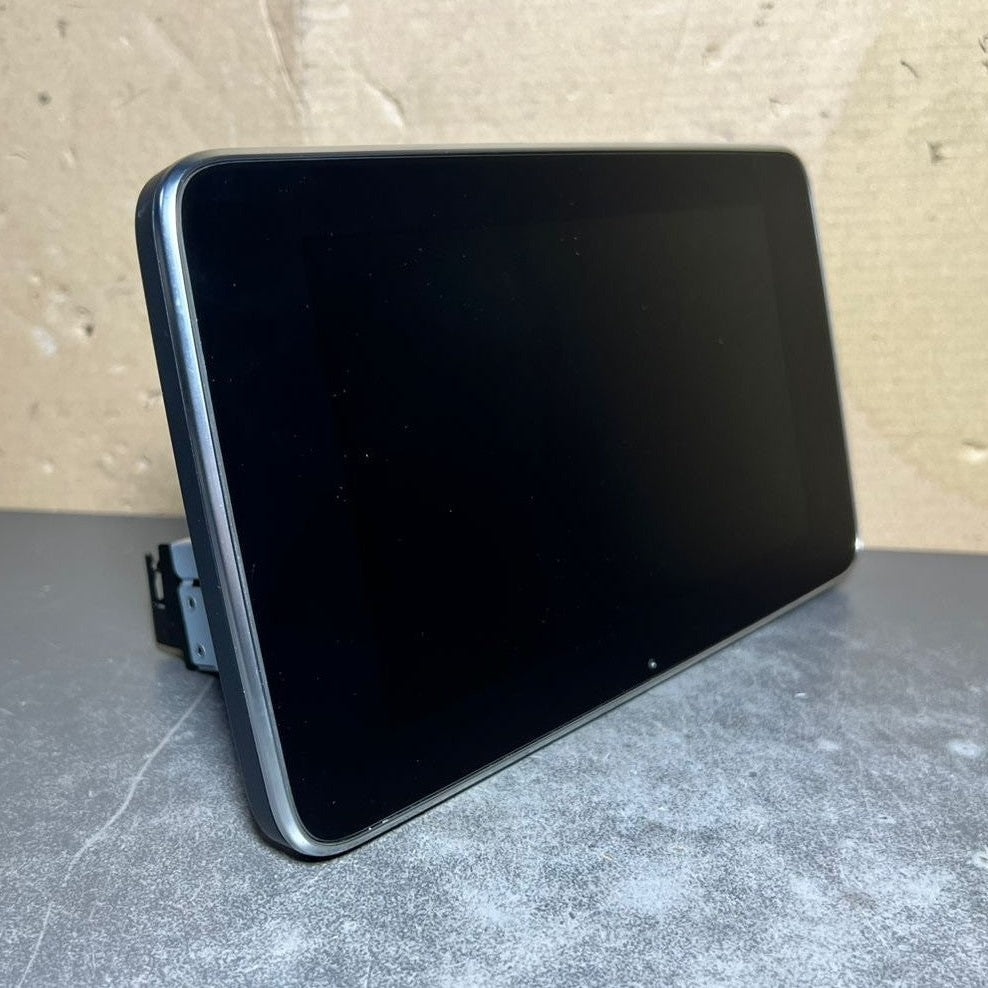 14-18 Mercedes-Benz W205 C-Class Navigation Display Screen Monitor A205 9002211