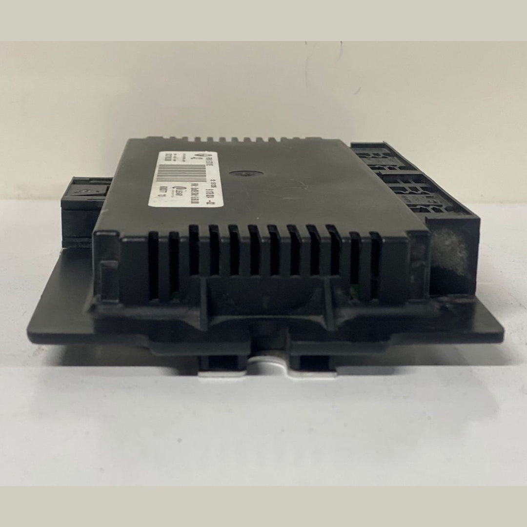 BMW X5 E70 and X6 E71 FOOTWELL LIGHT CONTROL MODULE 9176824 OEM