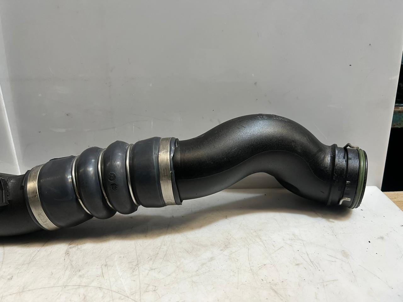BMW F10 E70 F07 E90 E91 N55 N54 335I Air Intake Tube Front Left 2355761 OEM