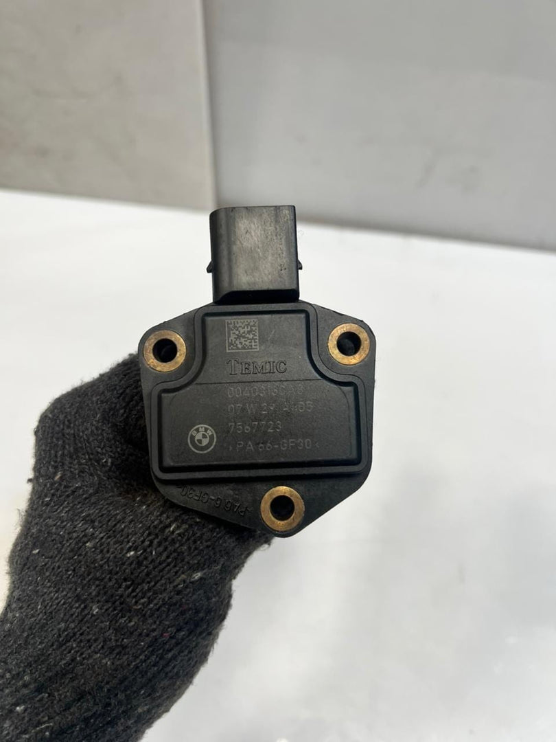 2009-2016 BMW N52 N54 N55 N62 N63 750i Oil Level Sensor 7567723 OEM
