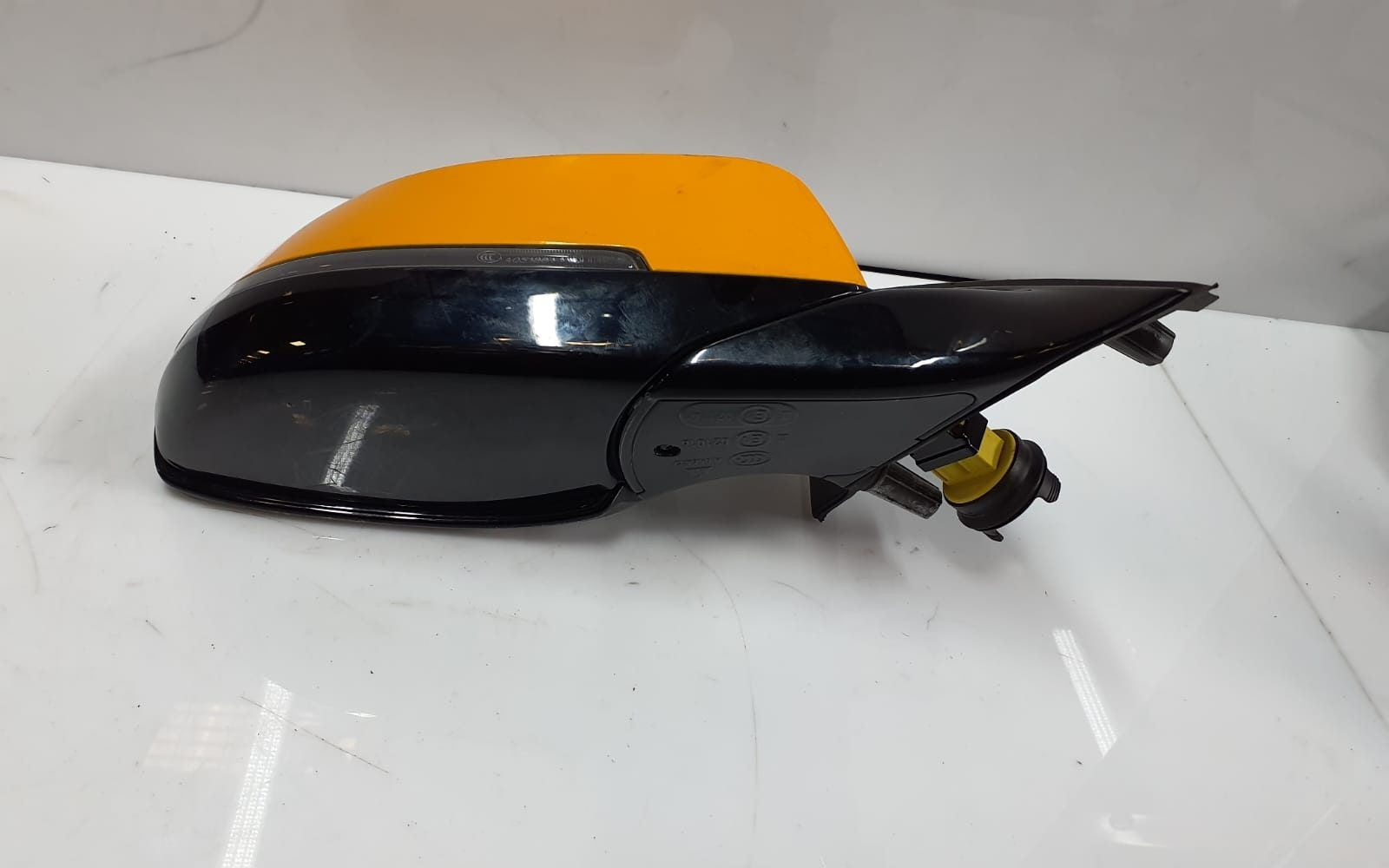 OEM BMW 5 Series F10 LCI Right Side Wing Mirror LCI 021016 A046412 RHD