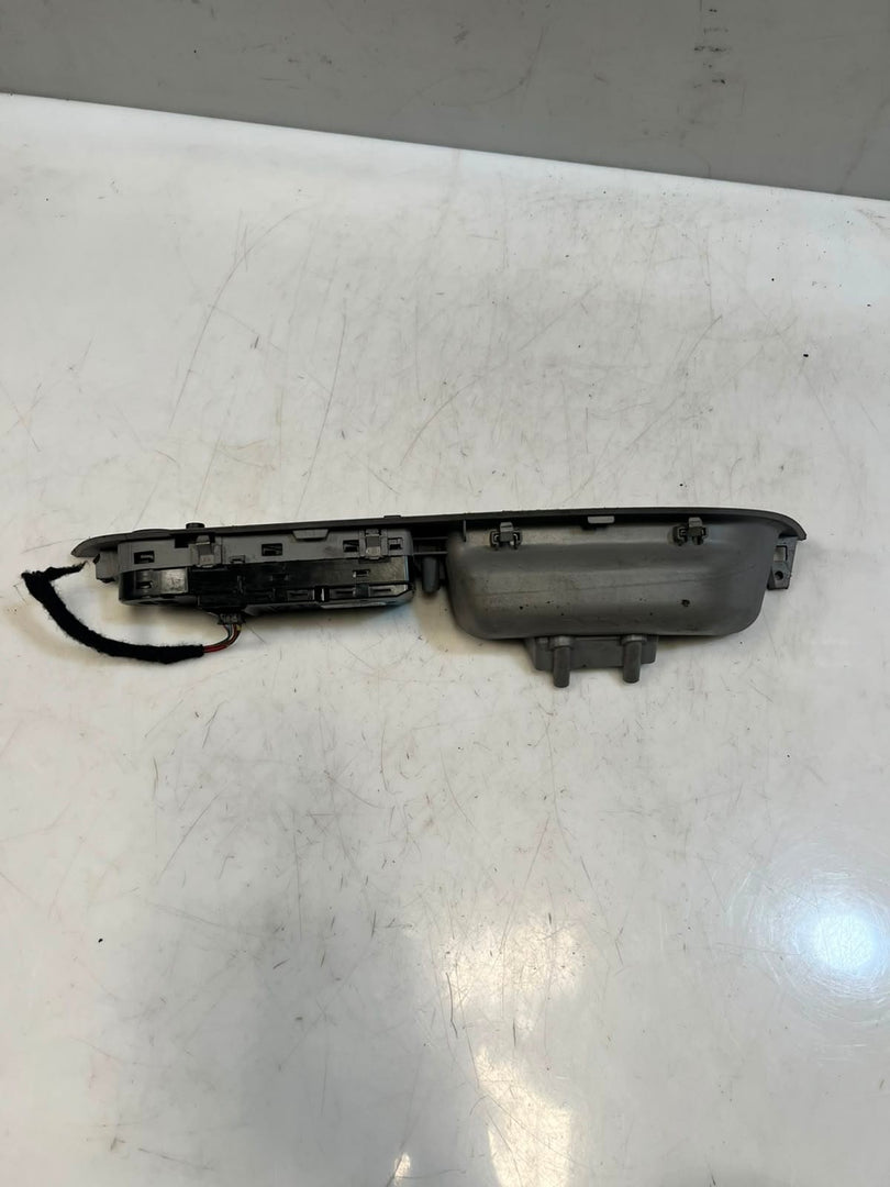 2003-2009 BMW 525i E60 E61 5-Series Window REGULATOR Switch 9122113 OEM