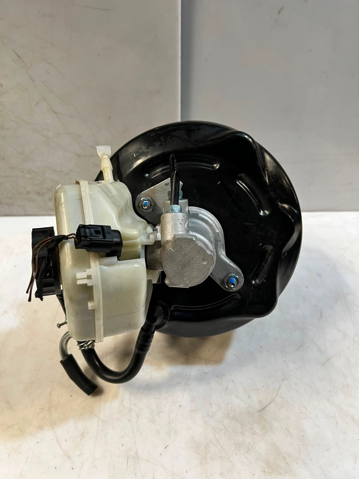 2013 BMW 3 Series F30 F31 F20 F21 328i N47 Brake Master Cylinder 6798423 OEM