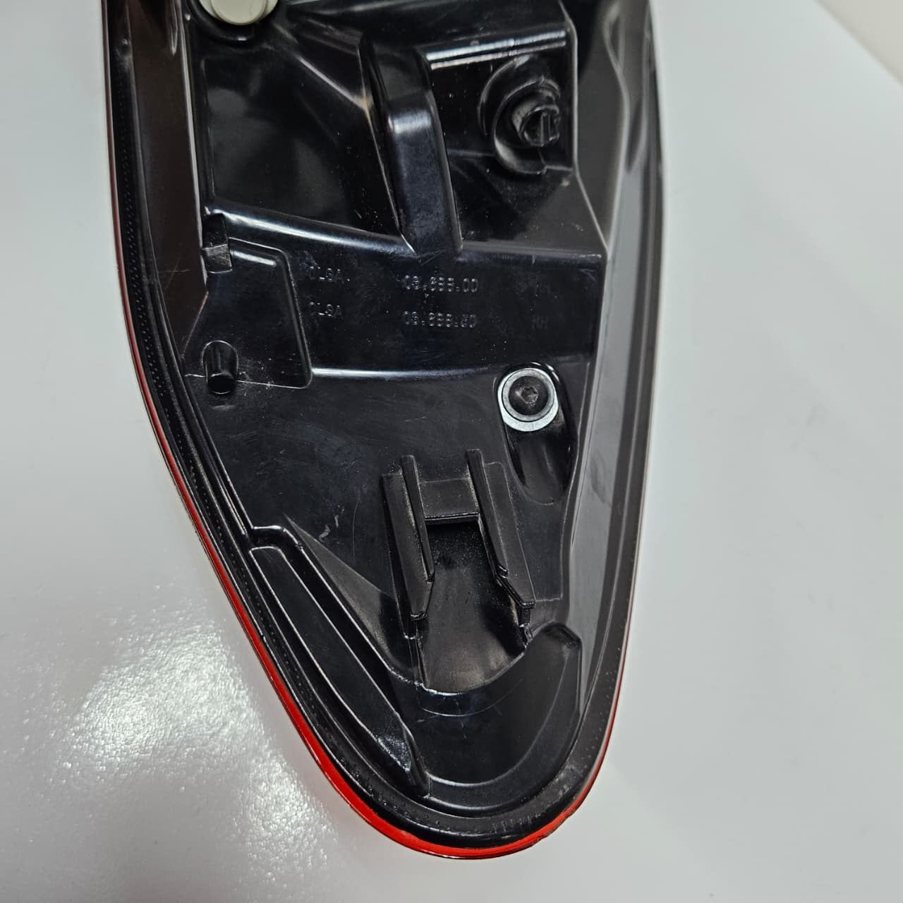 2018-2023 BMW X2 F39 xDrive RIGHT Tail Light F03688100