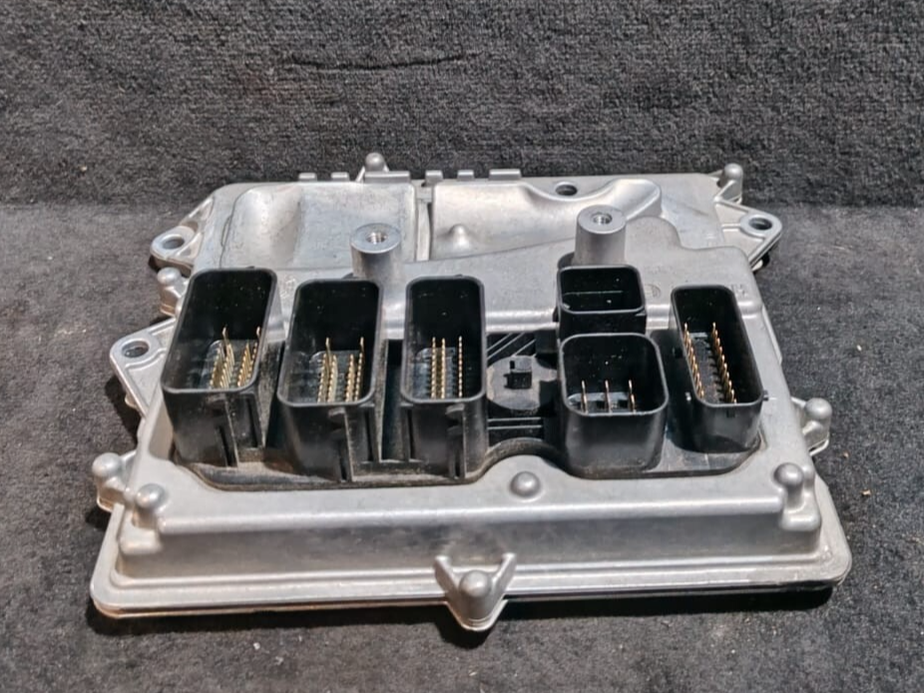 BMW 535i 2010 F07 N55 ENGINE CONTROL COMPUTER ECU UNIT ONLY DME 7612742