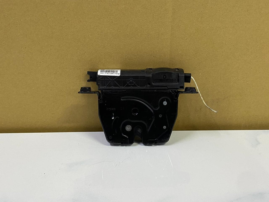 OEM BMW 3 F30 F31 F80 Tailgate lock rear trunk tailgate lock 7191212