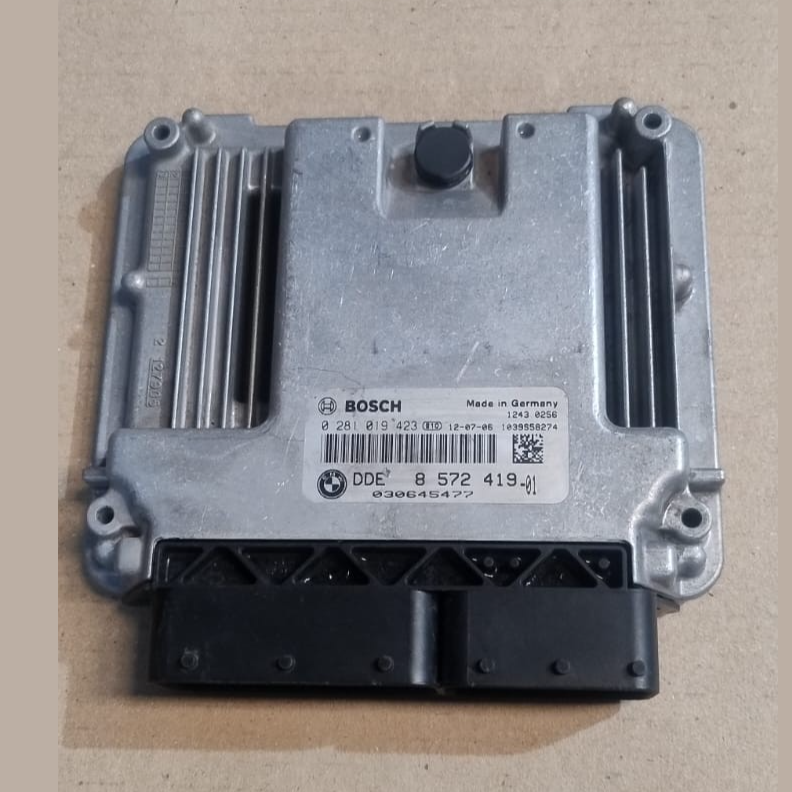 BMW X3 F25 N47N ENGINE CONTROL ECU UNIT MODULE ONLY  DDE 8572419