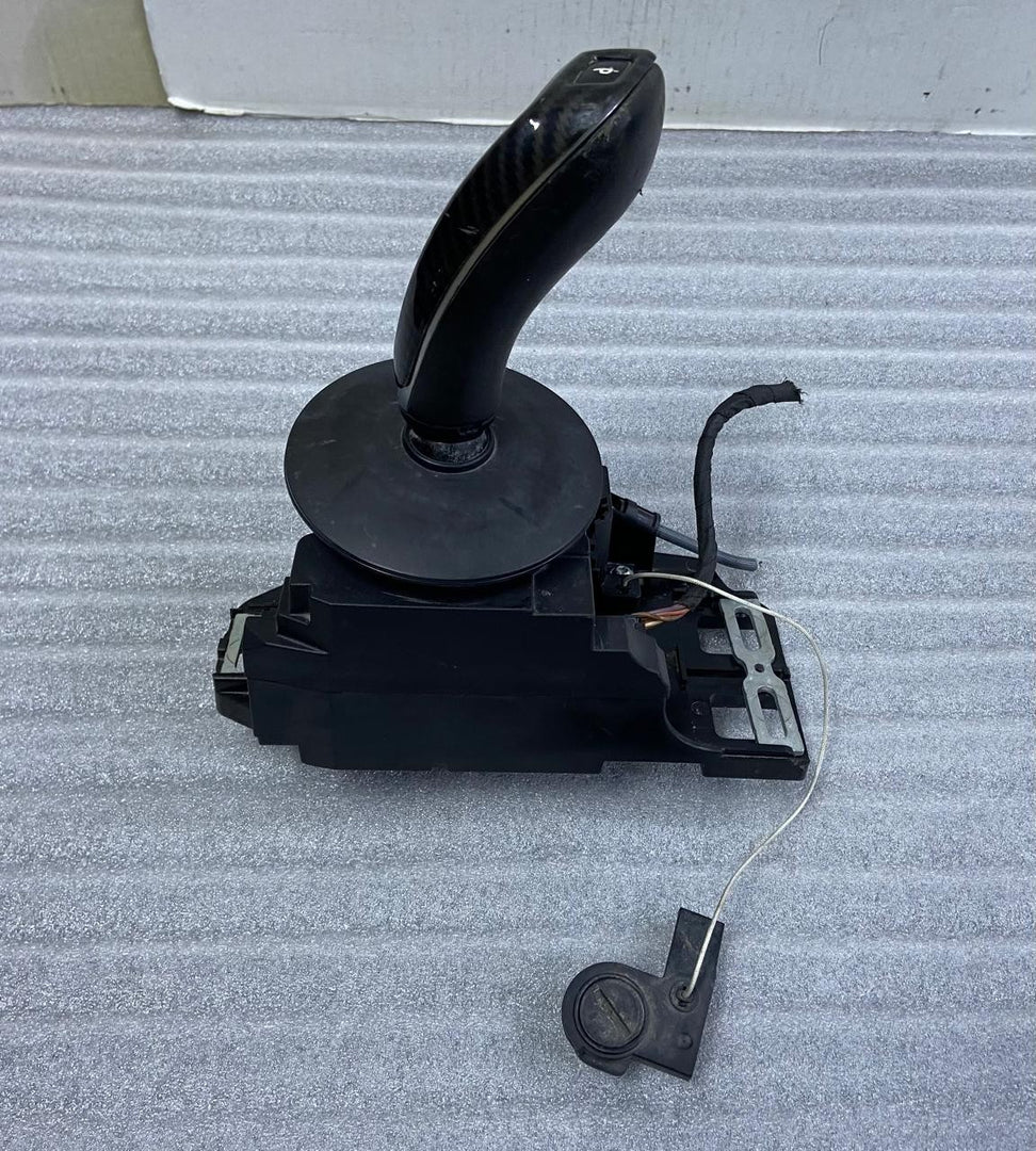 OEM BMW E60 E63 E64 650i AUTO SPORT FLOOR GEAR SHIFTER SELECTOR SHIFT 7589209
