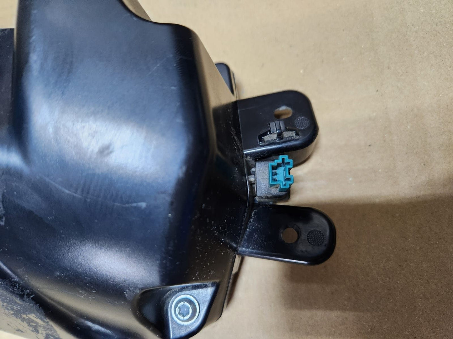 2008-2019 BMW X6 D Pillar Speaker 9211048 X6 E71 E72 rear left