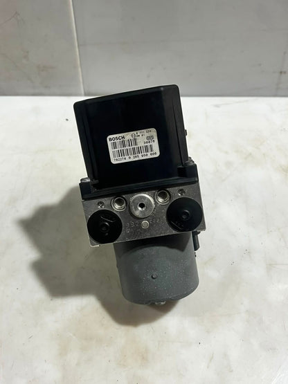 2006-2008 BMW 7 Series 750i and 750Li E65 E66 ABS Pump Module 6771233 OEM