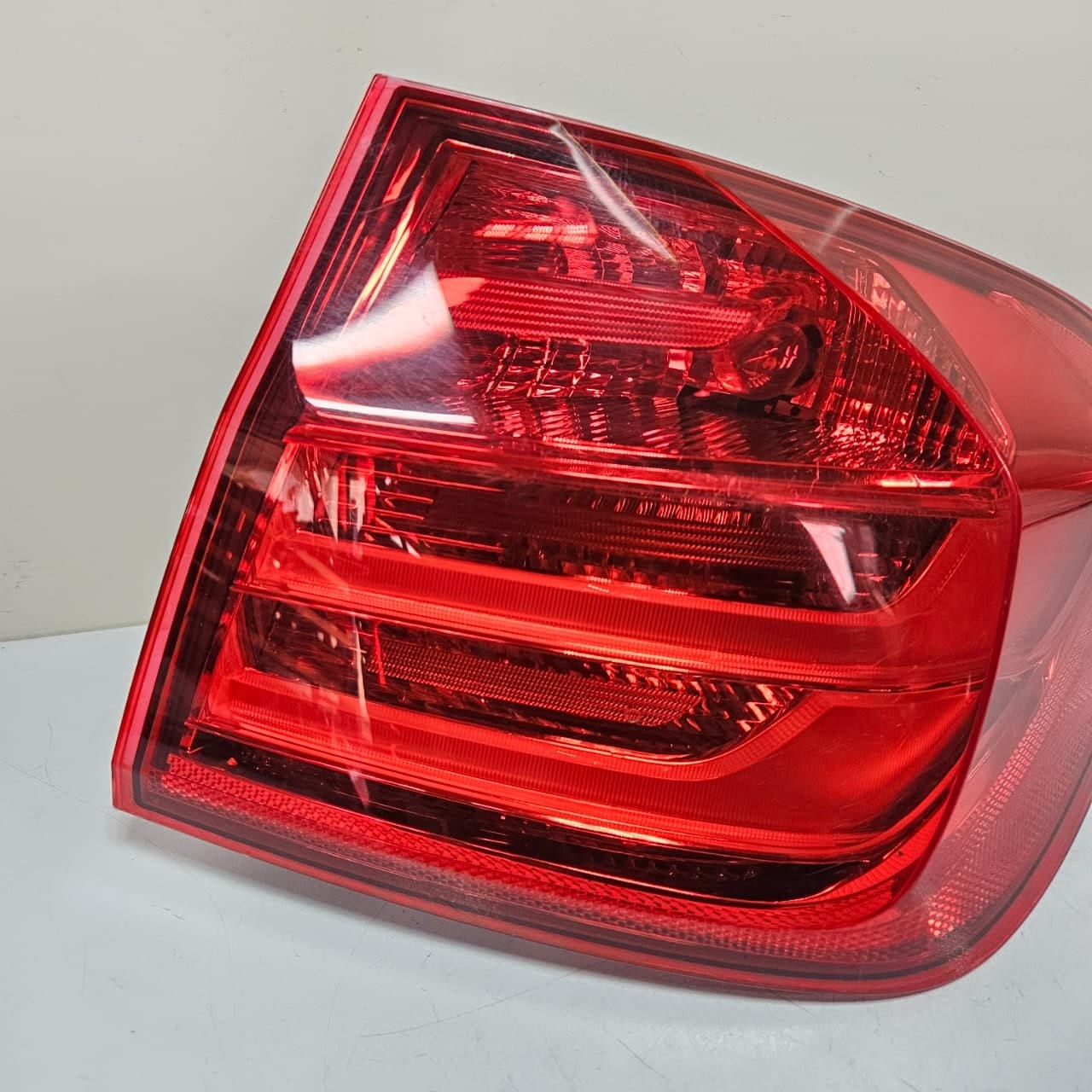 2012-2015 BMW F30 328i 335i Tail Light Assembly Right Side 7259896
