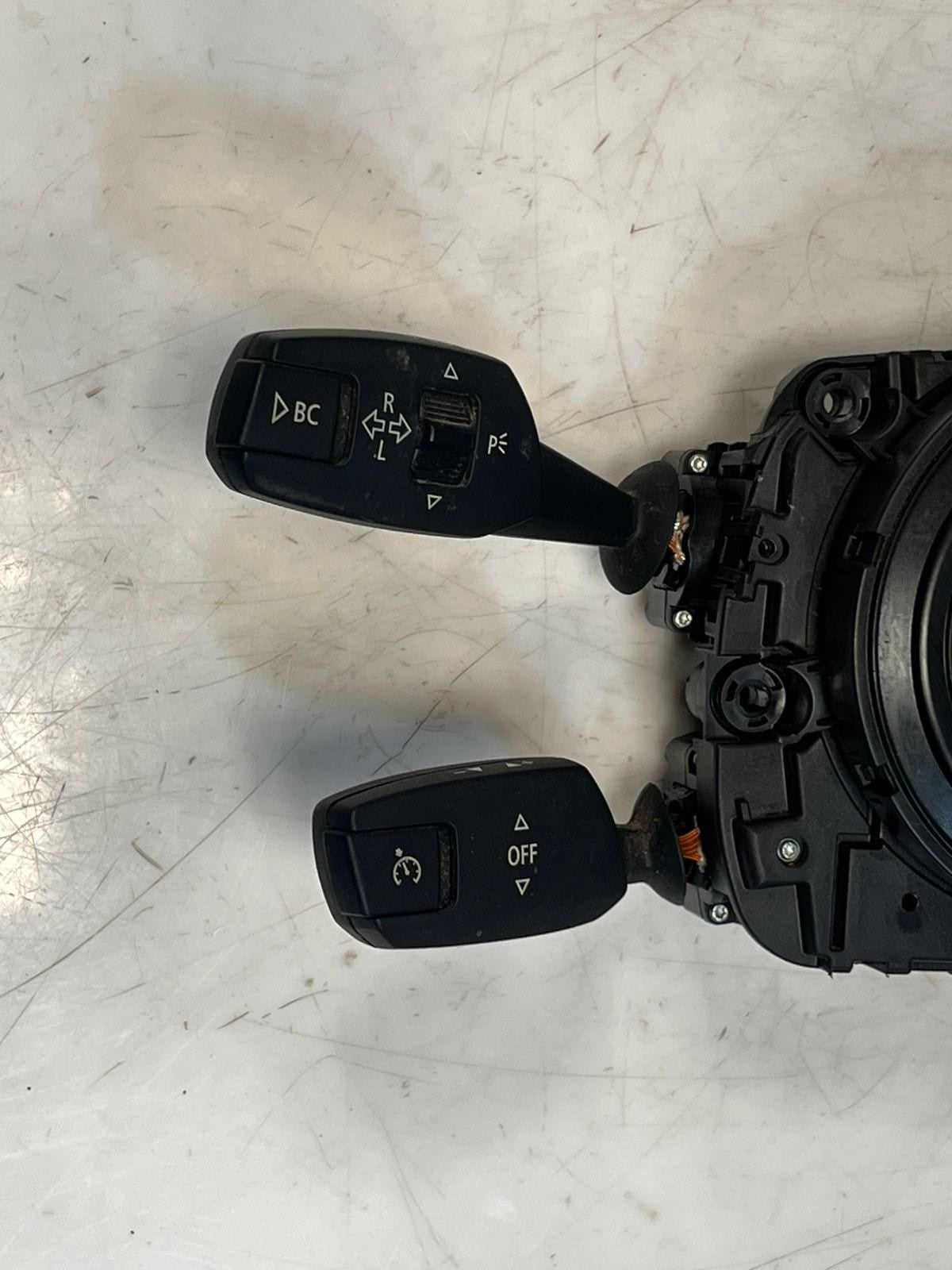 2008-2014 BMW X6 E71 E72 E90 E92 Steering Column Switch Stalk Assembly 9169072