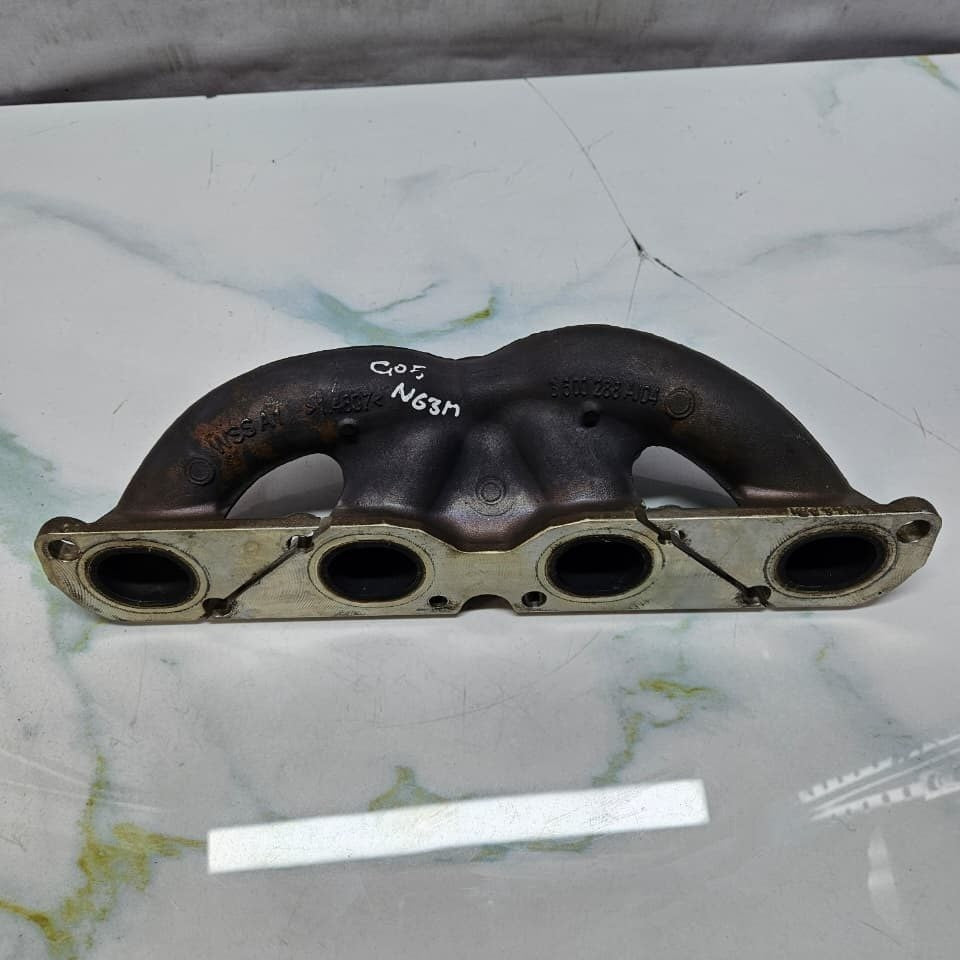2015-19 BMW G11 G12 X5 G05 F15 with 4.4 V8 N63 engine Exhaust Manifold 8600288