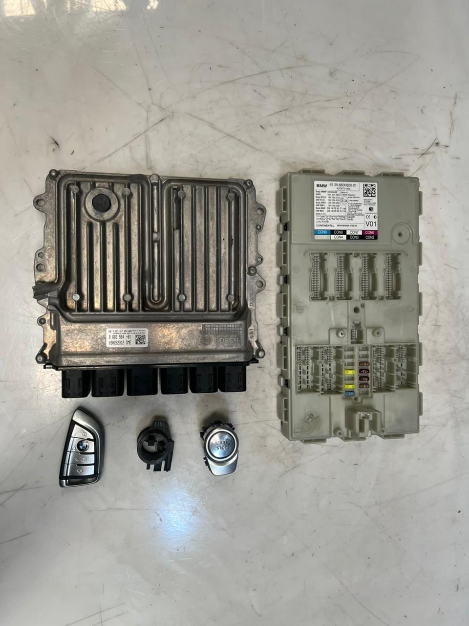 2016 BMW 7' G11 B48X 740e Engine Control Unit ECU COMPLETE SET 8682564 OEM RHD