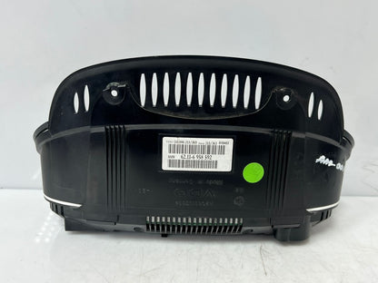2005 BMW 525i 5 Series E60 E61 520I SPEEDOMETER Instrument Cluster 6958592 OEM