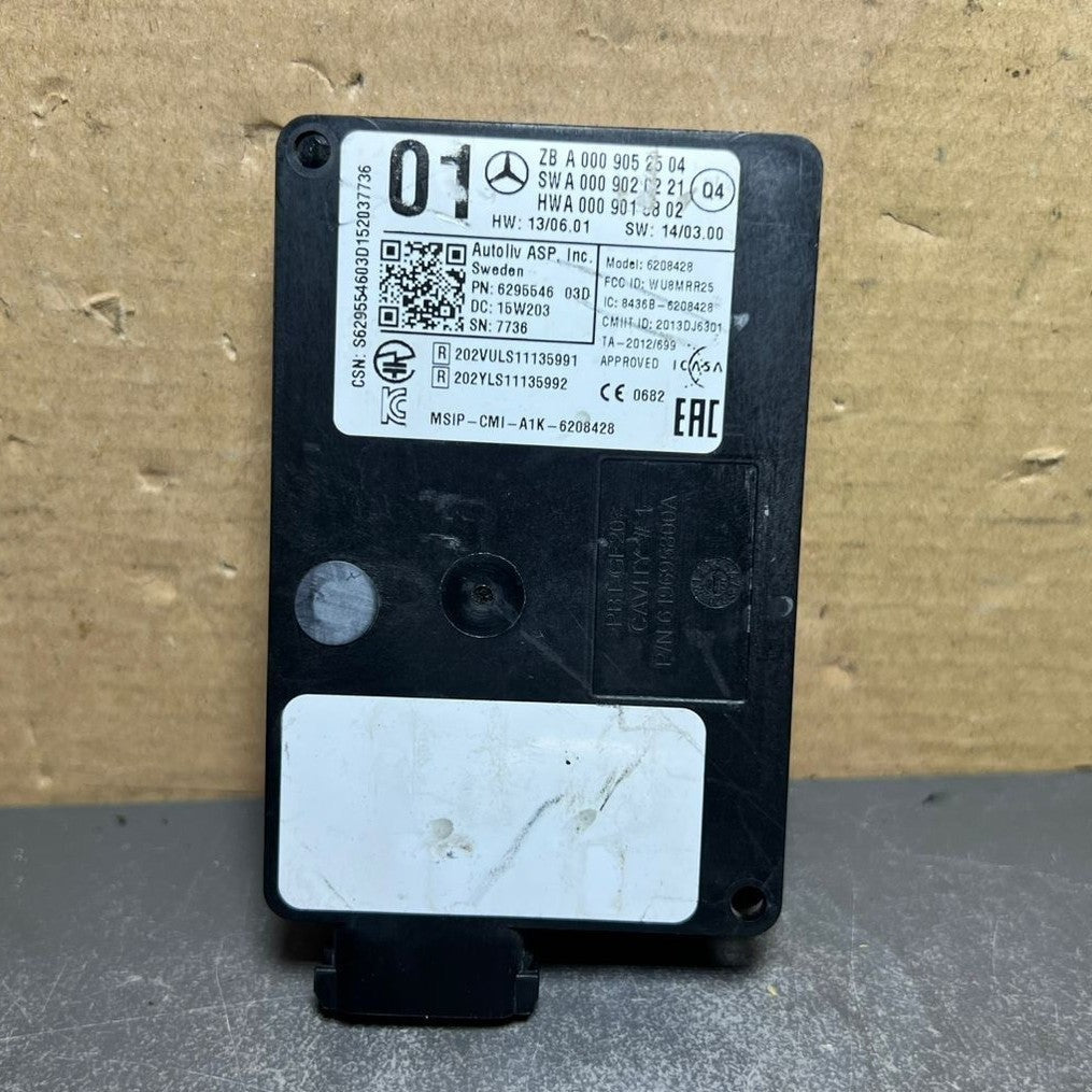 Mercedes W205 Bumper Blind Spot Radar Distance Sensor Module A000 9052504 OEM