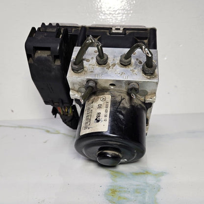Mercedes W212 E-Class Hybrid ABS Anti Lock Brake Pump Module A000 9019800 OEM
