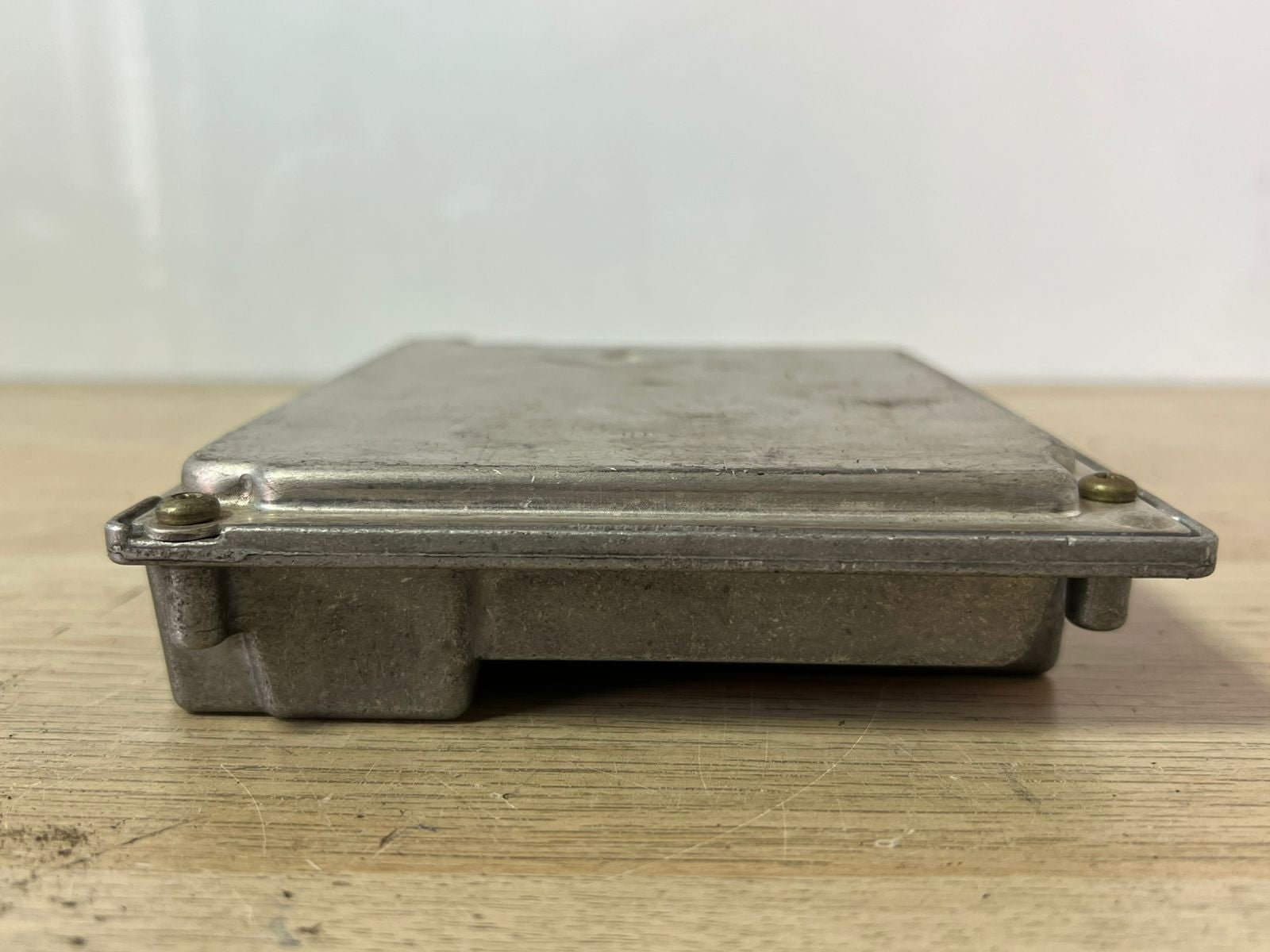 2002-2005 7' E65 BMW 735i. Engine Control Unit 7521368 N62B36A ECU 