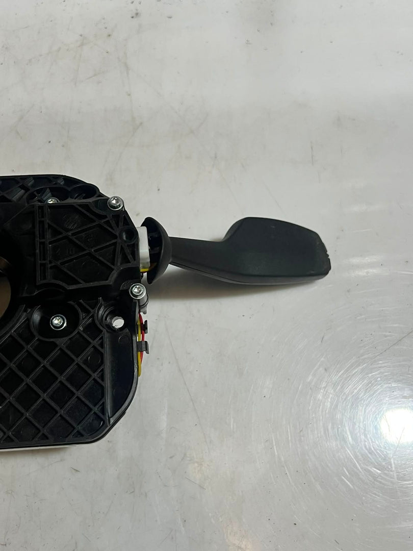 BMW F10, F11, F01 5 Series and M5 Steering Column Switch 9301904 OEM