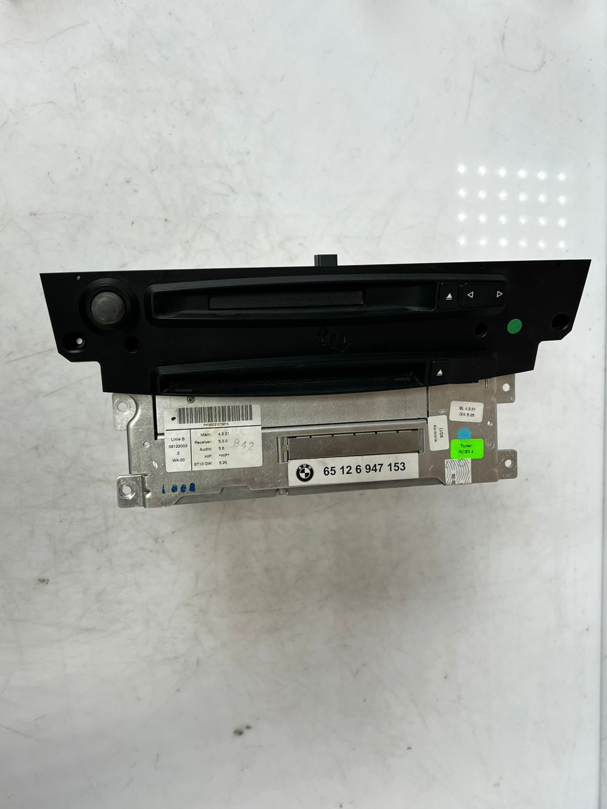 BMW E60 Gps Navigation Cd Mini Disc Module 6947153 OEM