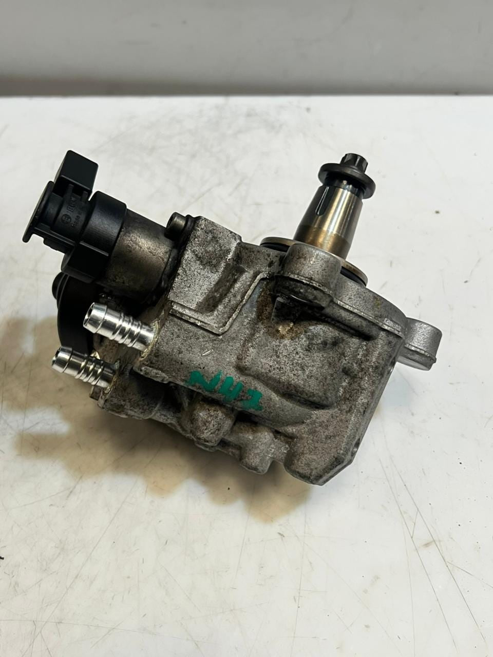 BMW 1 Series F20 F21 1.6 diesel High Pressure Fuel Injection Pump 8515058 OEM