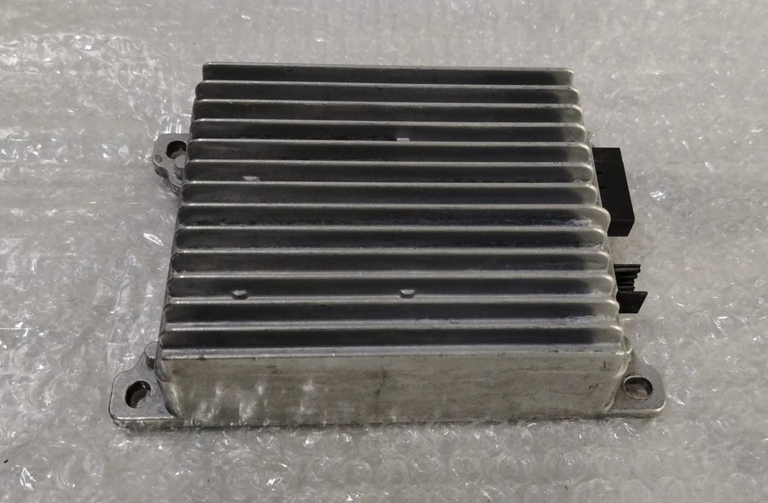 OEM BMW F11 F10 F12 F13 Battery Charger Module Battery Charge Modules 9240236