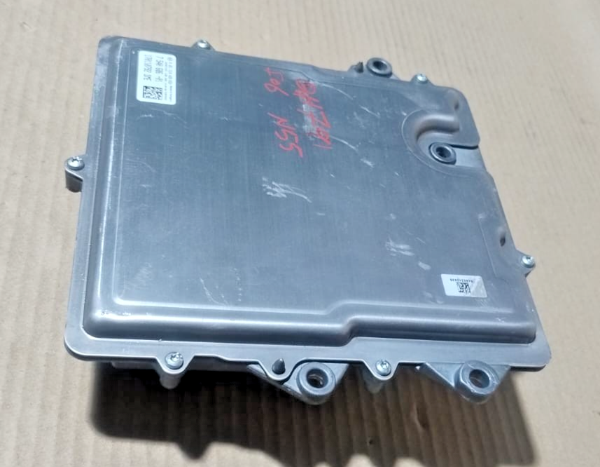 BMW F06 N55  ENGINE CONTROL UNIT DME   ECU ONLY - 7540686