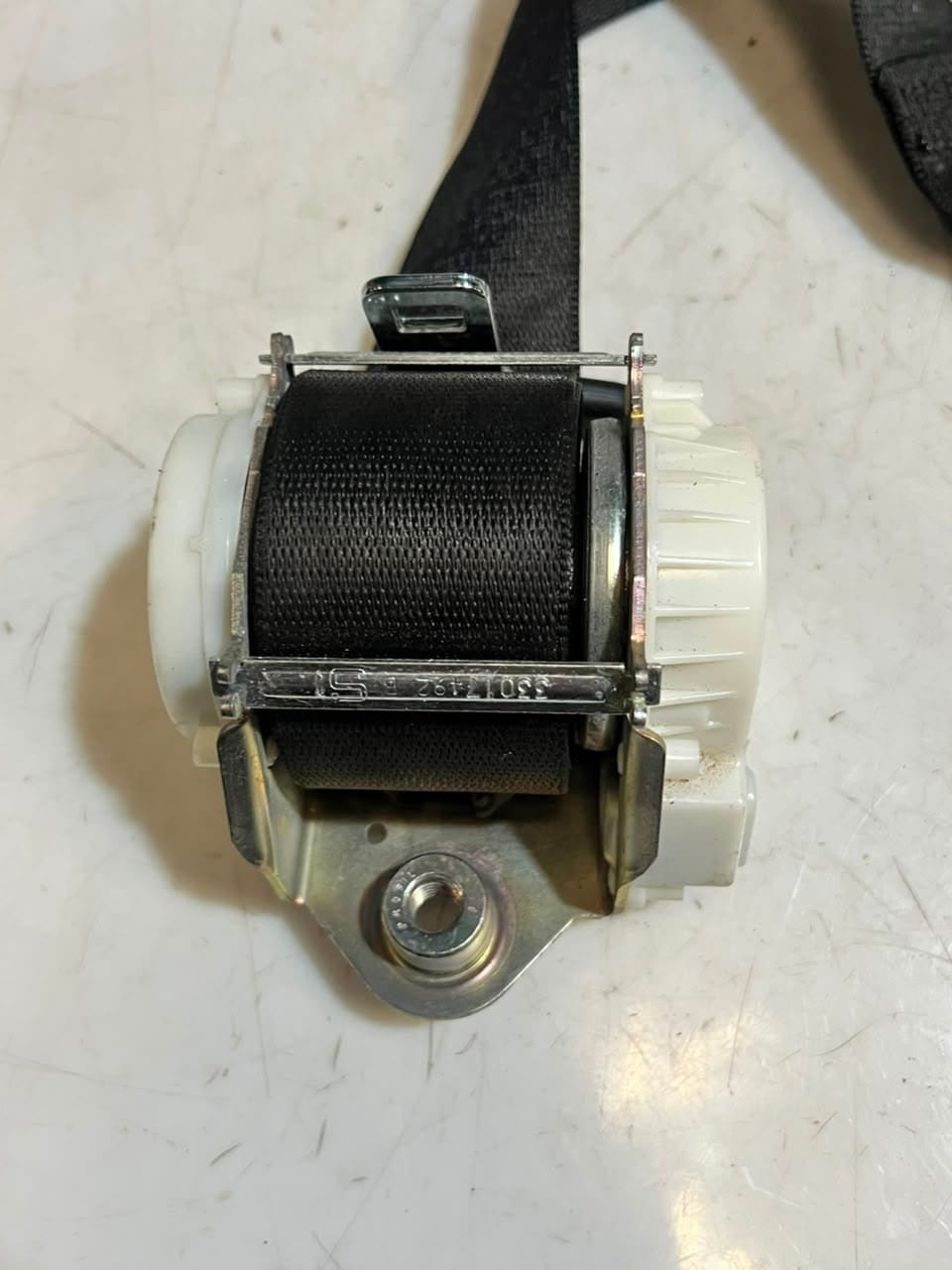 2022 BMW i3 Rear left Seat Belt 34128956 OEM