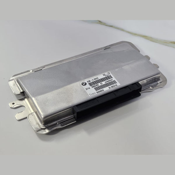 OEM BMW 7 F01, F02 2014 Dynamic Suspension Control Module Unit 6866455
