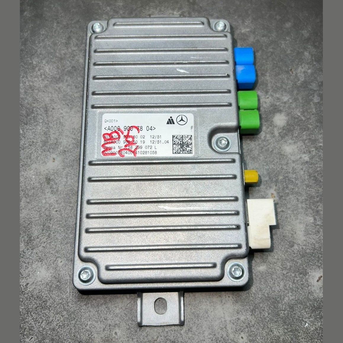 14-16 Mercedes W166 GL ML Surround View Camera Control Module  A000 9007804 OEM
