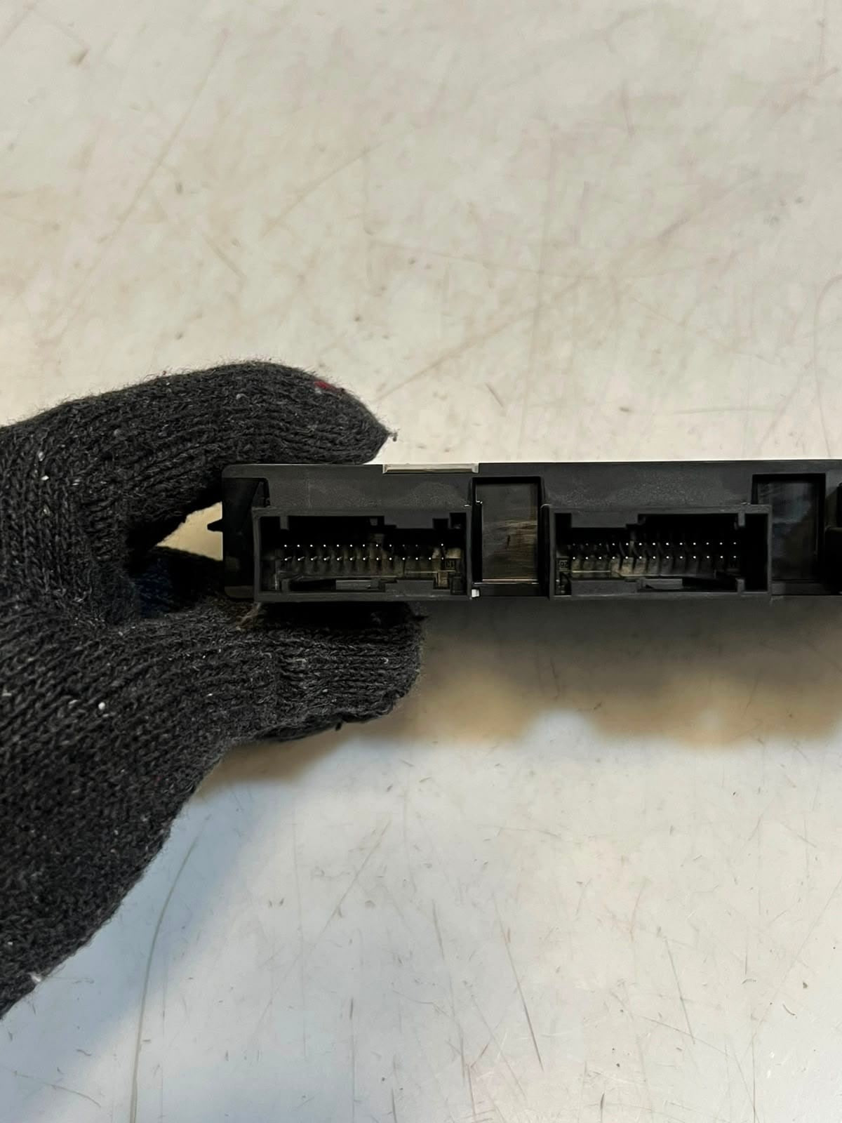 2012 BMW X3 F25 535i F10 F11 F07 F01 CAS4 Comfort Access Control Module 9268749