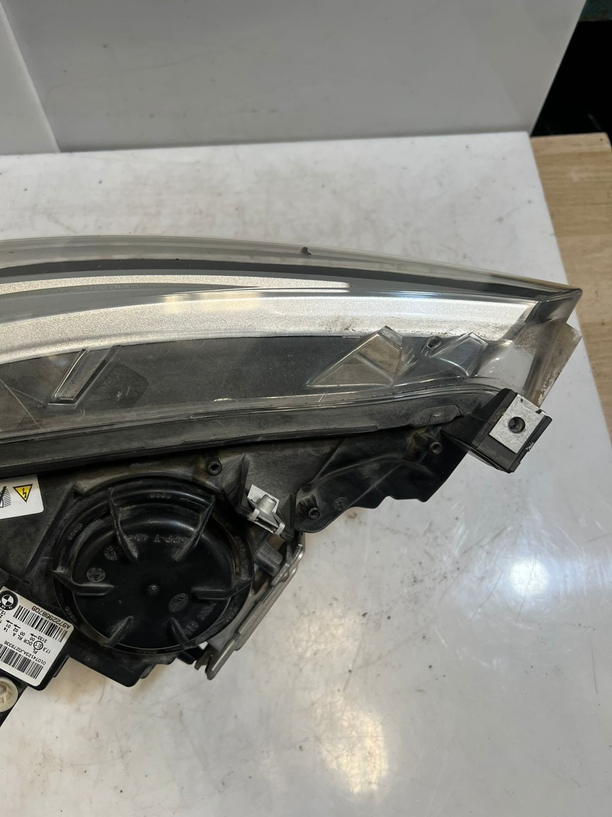 2011-2012 BMW 1' F20 F21 120i LEFT RIGHT Bi-Xenon Headlight 7229687 7229688 ECE