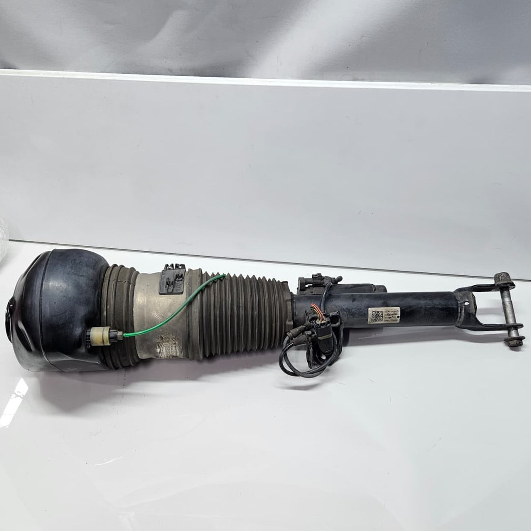 7915969-BMW 7 Series G11 G12 Air Suspension Strut Front Left Vdc OEM