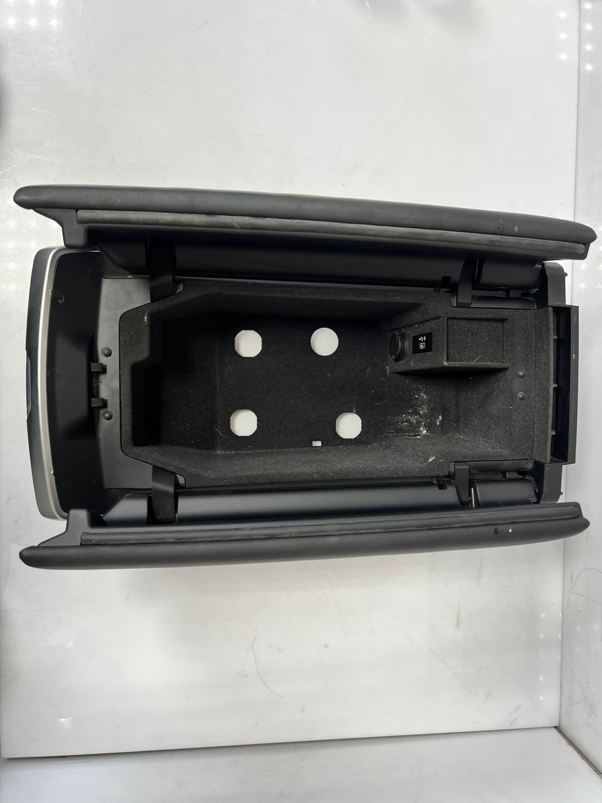 2020-24 BMW 840i G14 G15 F91 F92 Center Console Storage Compartment 9396478 OEM