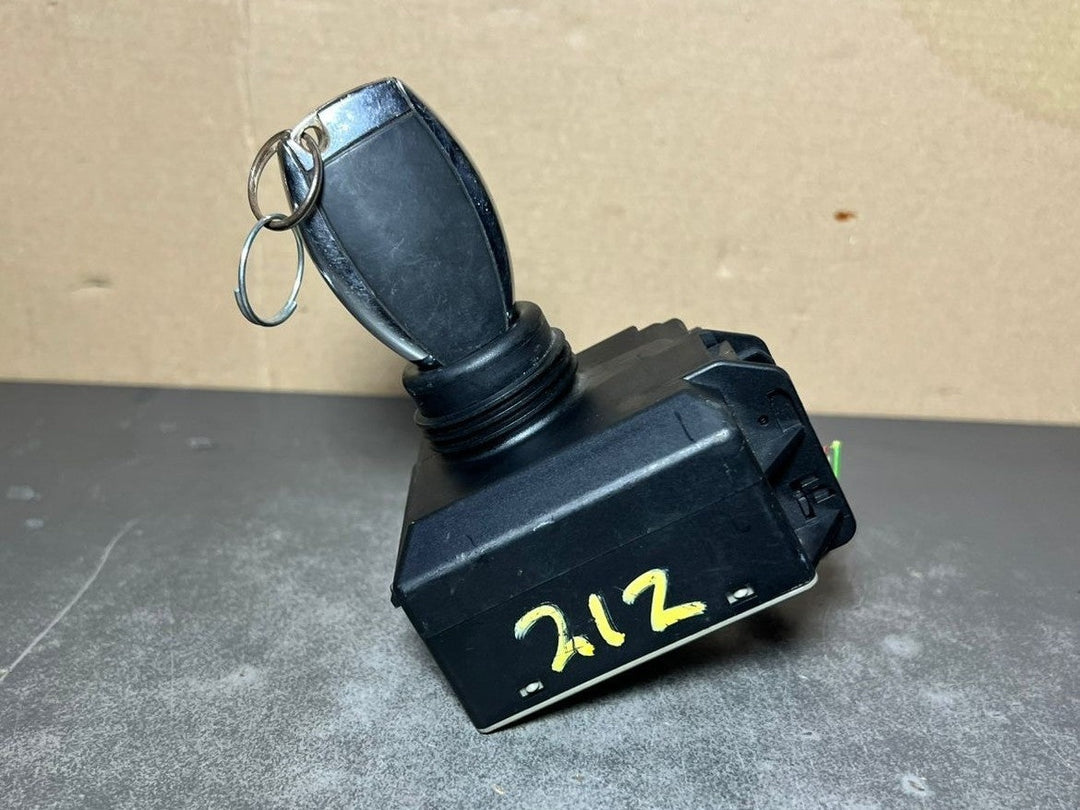 08-12 Mercedes W212 E-Class Ignition Switch Module Unit W/key A212 9055200 OEM