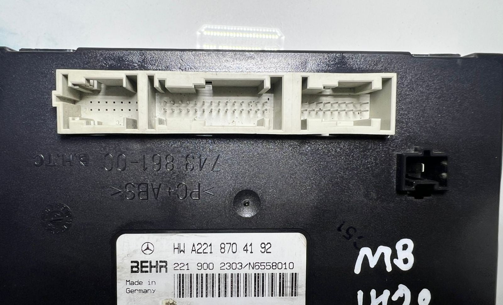 07-14 Mercedes W221 S550 CL550 AC A/C Heater Control Module A221 8704192 OEM