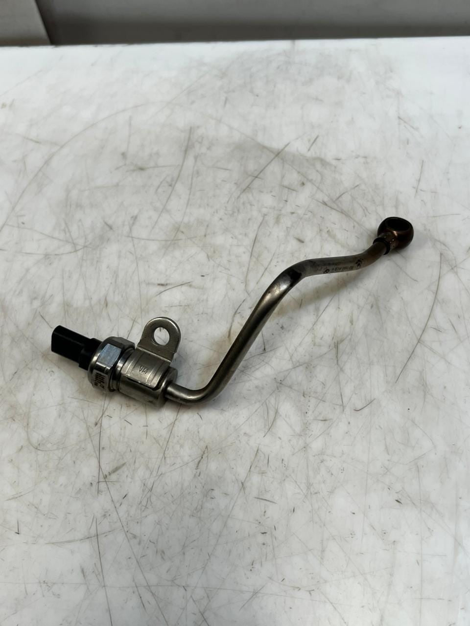 BMW 3 4 Series G20 G21 F36 Gran Coupe Exhaust Gas Pressure Sensor 8570936 OEM