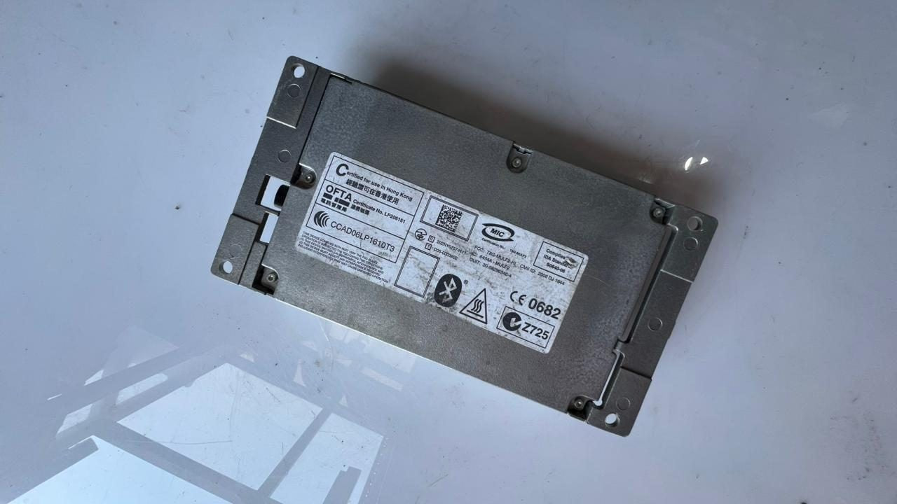 2007-11 BMW 328i Bluetooth Control Module 9229740 E90 E91 E82 1' X1 E84