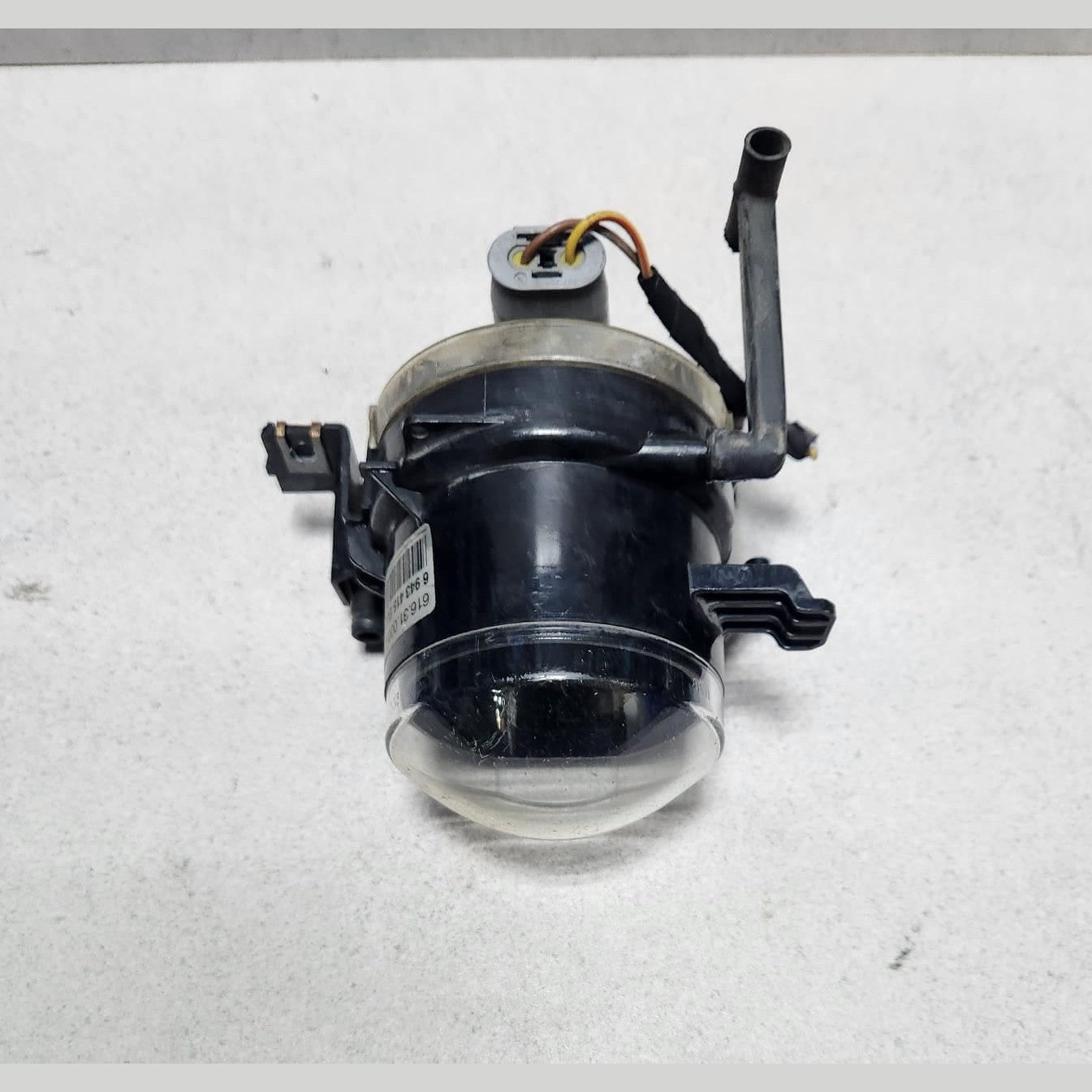 2006-2008 BMW 750i Front Fog Light 6943415 740Li 750i 750Li 760Li and Alpina