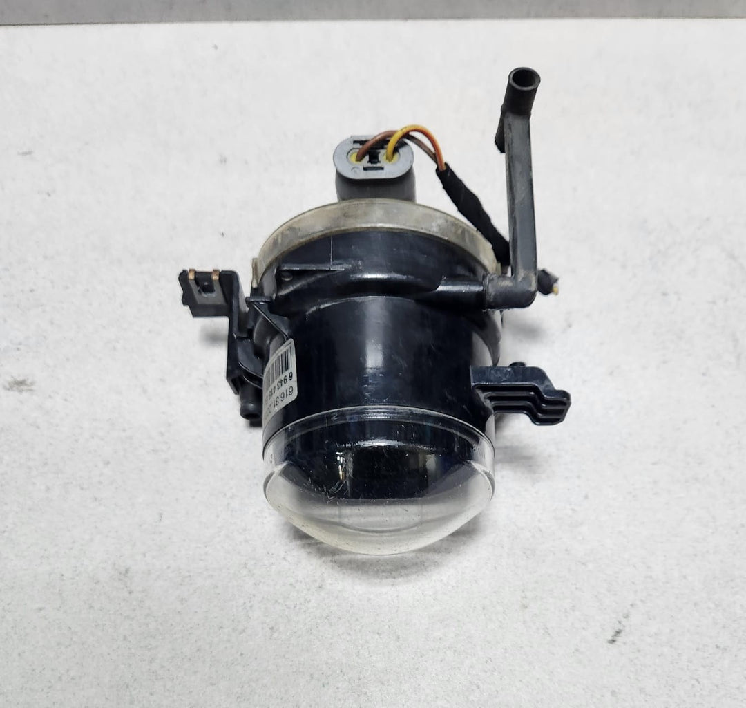 2006-2008 BMW 750i Front Fog Light 6943415 740Li 750i 750Li 760Li and Alpina