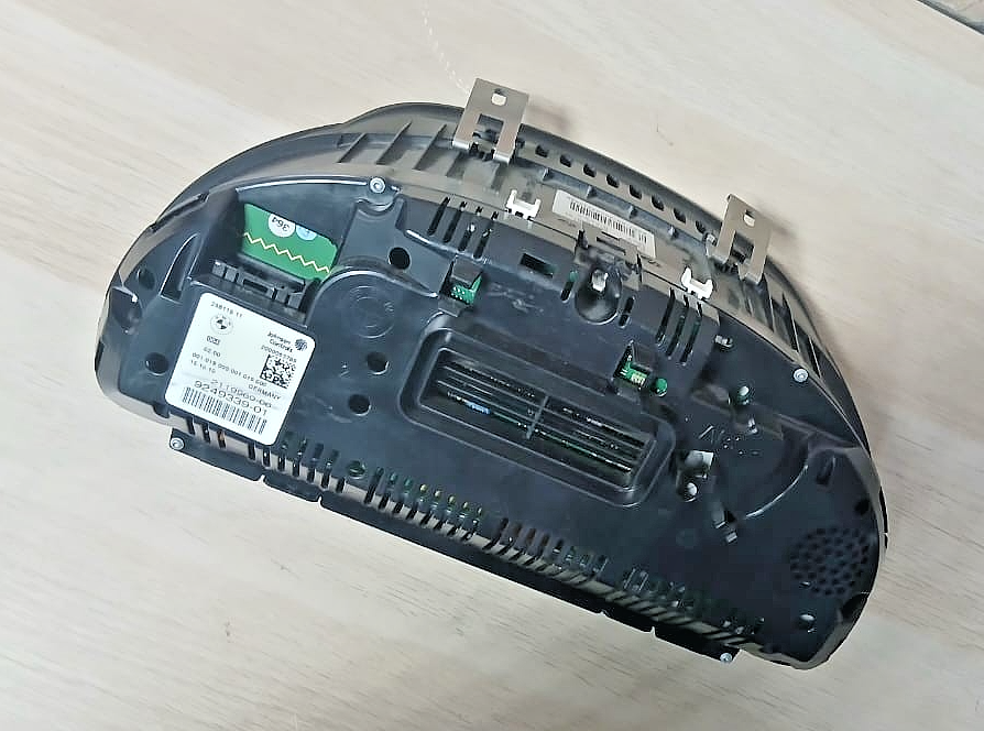 OEM BMWF10 F11 F18 F25 X3 MANUAL INSTRUMENT CLUSTER SPEEDOMETER 9249339