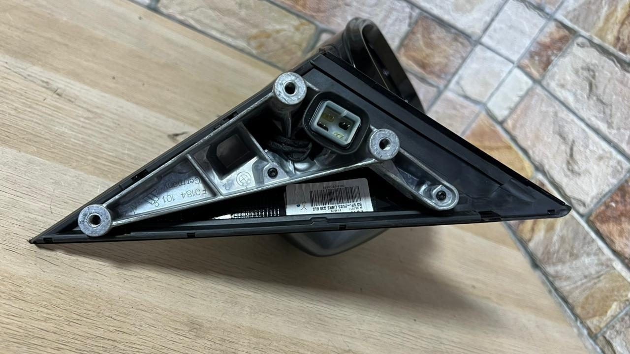 2016-2019 BMW 550i G30 RHD PASSENGER Side View Mirror 046412 CAMERA BLIND SPOT