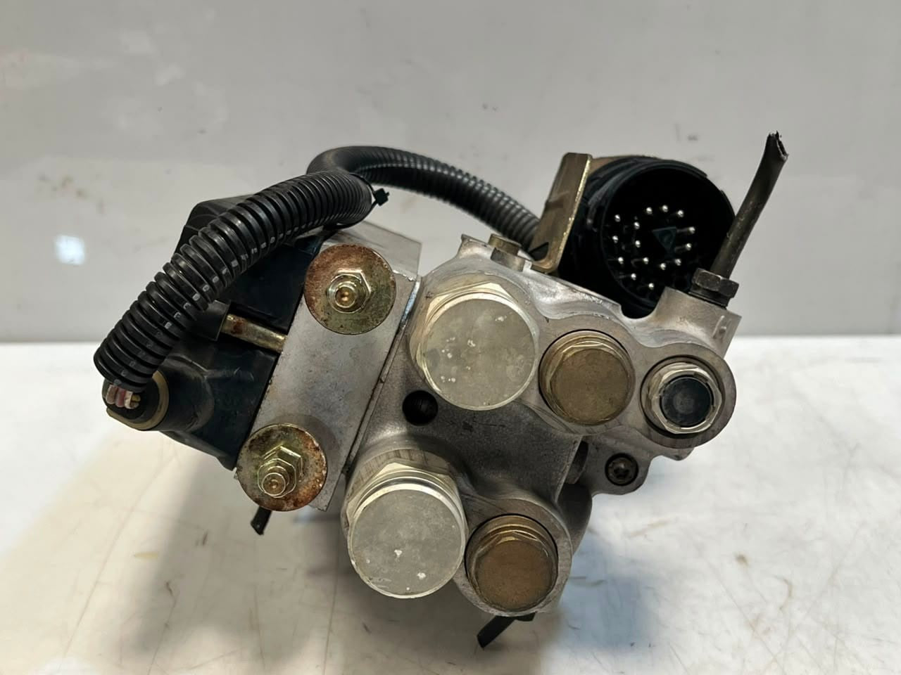1996-1999 BMW Z3 3 Series E36 ASC+ABS Pump HYDRAULIC MODULE UNIT 1164095 OEM
