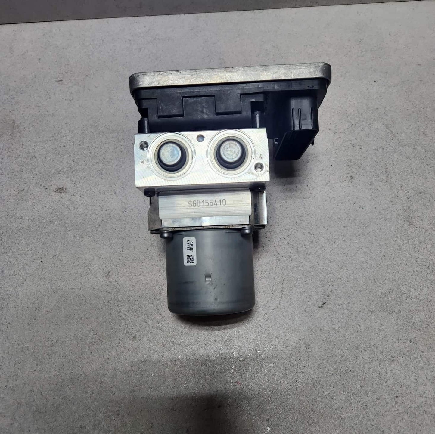 2020 BMW 530e Abs Pump 5A28346 5 Series G30 G31 OEM