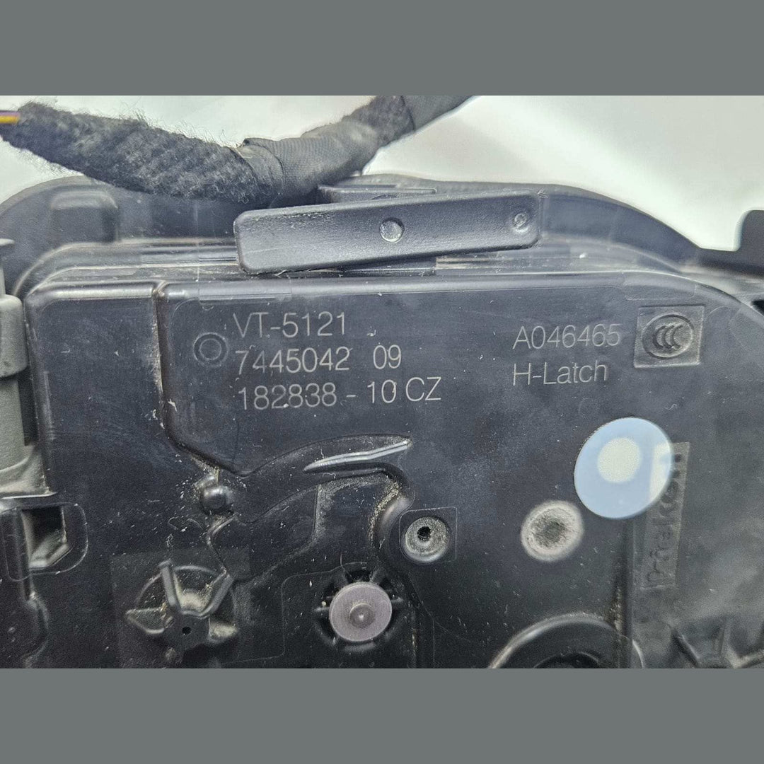 BMW 3 G20 Front Right Door System Latch 5121 7445042 OEM
